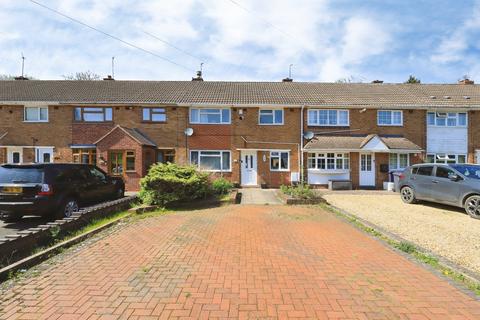 Terraced house - Westacre Crescent, West Midlands WV3