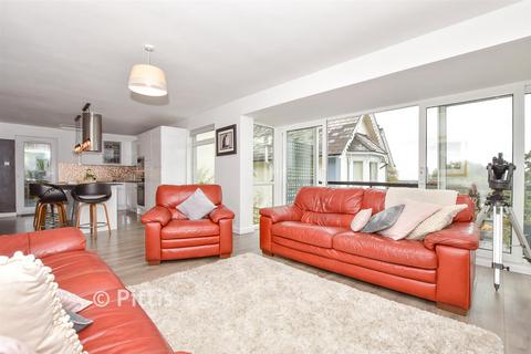 4 bedroom detached house for sale, Alexandra Road, Shanklin PO37