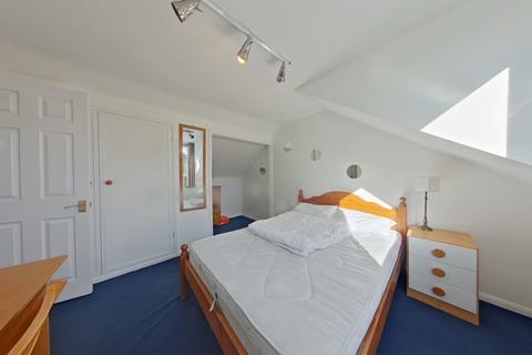 undefined, West Riding Bricket Wood, St. Albans AL2