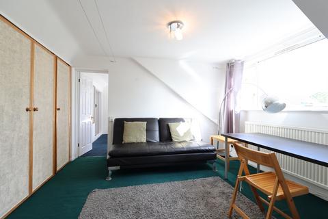 undefined, West Riding Bricket Wood, St. Albans AL2