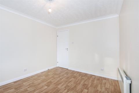 1 bedroom maisonette to rent, Derrick Close, Calcot, Reading, Berkshire, RG31