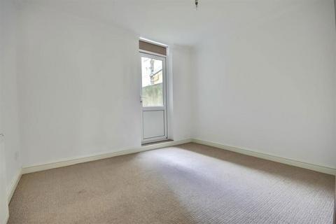 1 bedroom apartment for sale, Alhambra Road, Southsea, Hampshire, PO4 0RB