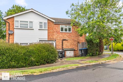 2 bedroom maisonette for sale, DANIEL THOMAS | Thornhill, Epping, CM16 6DN
