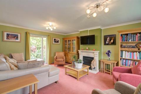 4 bedroom detached house for sale, Monks Park, Milbourne, Malmesbury