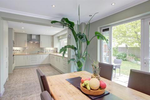 4 bedroom detached house for sale, Monks Park, Milbourne, Malmesbury