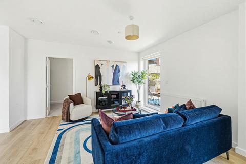 3 bedroom flat to rent, at Goodmayes Square, High Road, Teal Road IG3