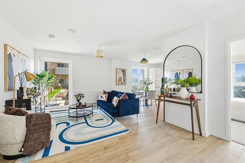 3 bedroom flat to rent, at Goodmayes Square, High Road, Teal Road IG3