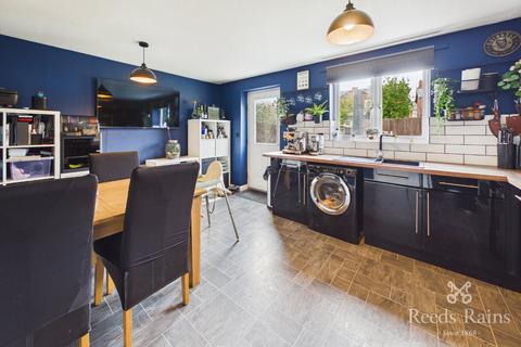 3 bedroom end of terrace house for sale, Harewood Close, Cheshire CW9