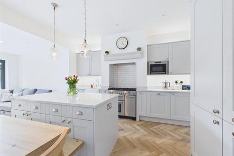 5 bedroom semi-detached house for sale, Furniss Avenue, Dore, Sheffield