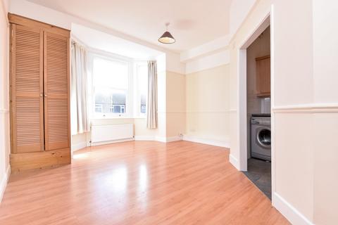2 bedroom flat for sale, St. Cross Road, Forder Court, SO23