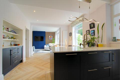 4 bedroom property for sale, Lady Mary Road, Roath Park, Cardiff