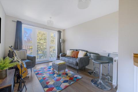 2 bedroom flat to rent, Monterey Court, West End SO18