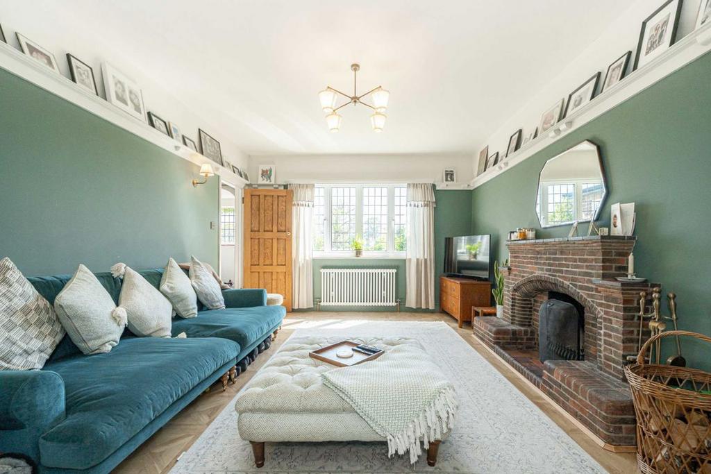 Living room, fireplace