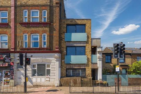 2 bedroom end of terrace house for sale, Harrow Road, London NW10