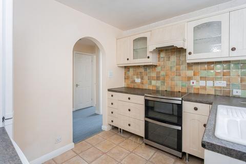 1 bedroom flat for sale, Grovelands, Horley RH6