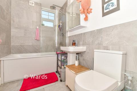 2 bedroom flat for sale, Victoria House, Tonbridge TN9