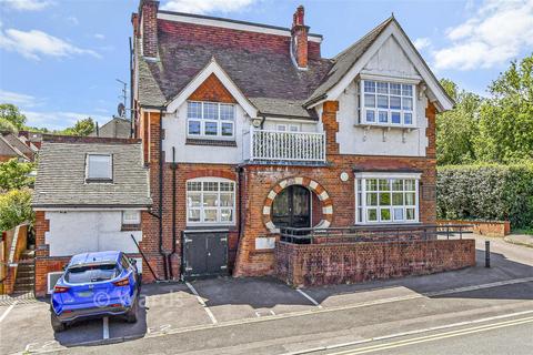 2 bedroom flat for sale, Victoria House, Tonbridge TN9