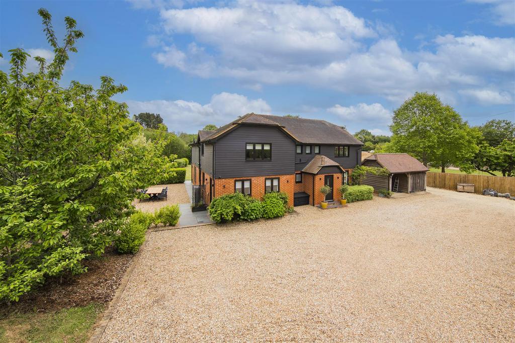 5 bedroom detached house for sale in West Malling