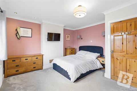 Abbs Cross Lane, Hornchurch, RM12