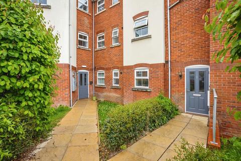 2 bedroom flat for sale, Hooks Close, Leicester, Leicestershire, LE7