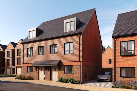 4 bedroom semi-detached house for sale, Plot 11, The Crawford at Whitehill Chase, Oldfield Close, Bordon GU35