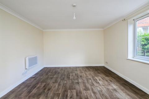 2 bedroom ground floor flat for sale, St. Georges Street, Northampton