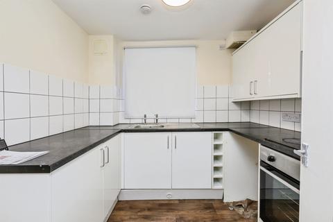 2 bedroom ground floor flat for sale, St. Georges Street, Northampton