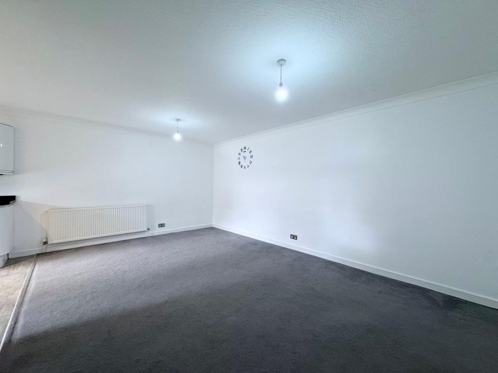 Living/kitchen/dining area