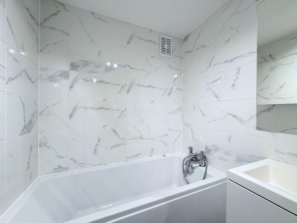 Bathroom/shower room