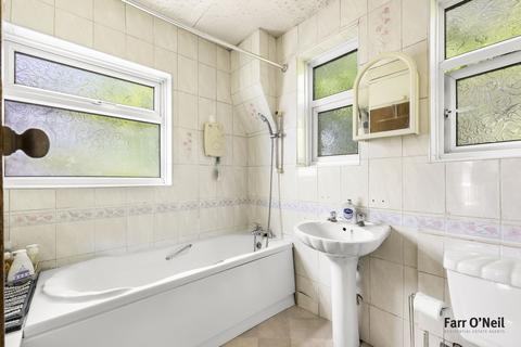 3 bedroom semi-detached house for sale, Loughton Way, Buckhurst Hill, IG9