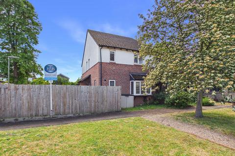 Kings Chase, East Molesey