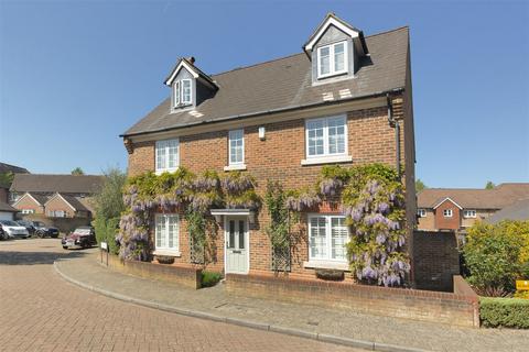 5 bedroom detached house for sale, Francis Lane, Kings Hill, ME19 4GX