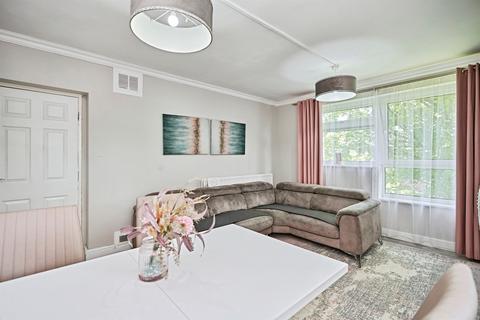 2 bedroom flat for sale, Rosehill Gardens, Willenhall