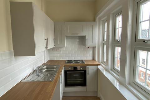 Studio to rent, John Street, SOUTHAMPTON