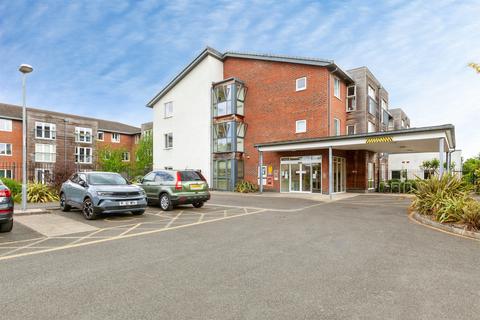 undefined, Forest Close, Wexham, Slough