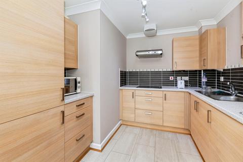 undefined, Forest Close, Wexham, Slough