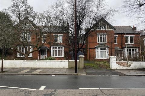 undefined, Montpelier Avenue, Ealing Broadway