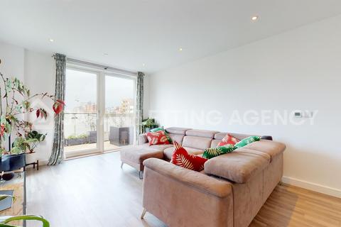 2 bedroom flat for sale, Habington House, Avenue Road Acton
