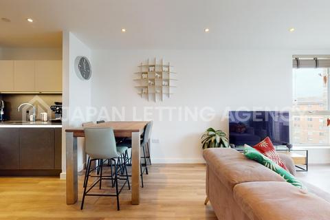 2 bedroom flat for sale, Habington House, Avenue Road Acton