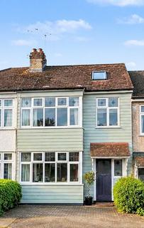 Westwood Avenue, Brentwood