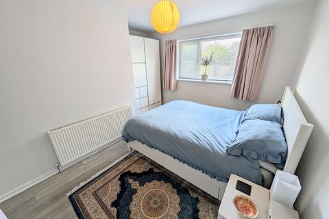 2 bedroom terraced house to rent, Mill Heath, Bettws, Newport