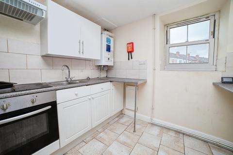 2 bedroom terraced house for sale, Coxmoor Road, Sutton-in-Ashfield, Nottinghamshire, NG17