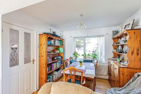 3 bedroom end of terrace house for sale, Upper Queen Street, RUSHDEN, Northamptonshire, NN10