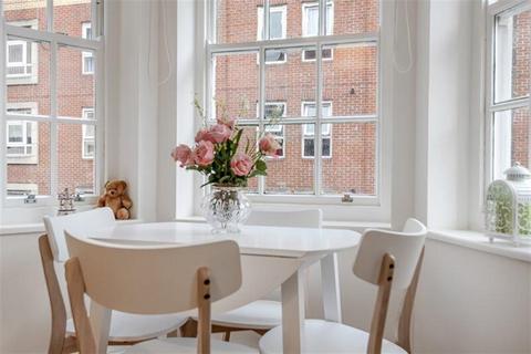 1 bedroom apartment for sale, Admiral House, Willow Place, SW1P