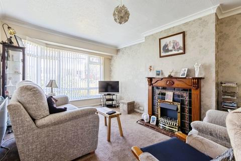 2 bedroom semi-detached bungalow for sale, Templegate Drive, Leeds