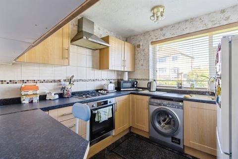 2 bedroom semi-detached bungalow for sale, Templegate Drive, Leeds