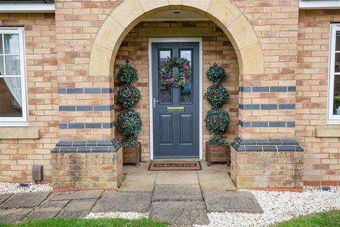 5 bedroom detached house for sale, Caldey Gardens, Ingleby Barwick