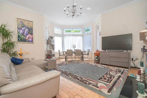 3 bedroom apartment for sale, Tetherdown, London, N10