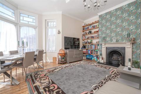 3 bedroom apartment for sale, Tetherdown, London, N10