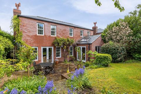 5 bedroom detached house for sale, Pinfold Lane, Mirfield WF14